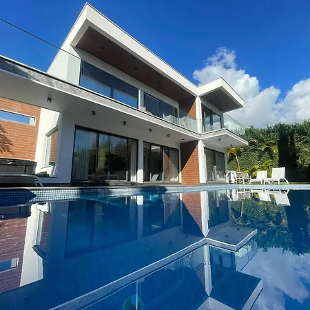 Villa Victorias *