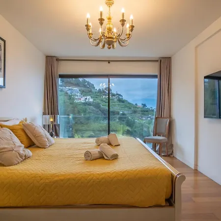Victorias Villa *